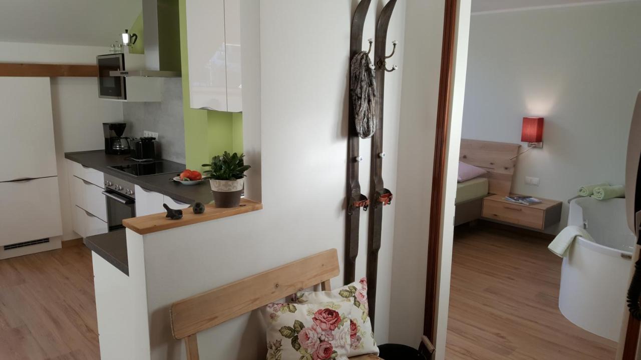 Viadolcevita - Gruene Gaestewohnung ลานา ภายนอก รูปภาพ